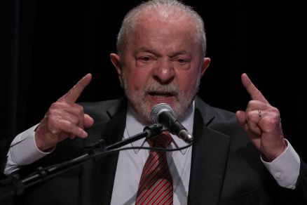 Lula diz que não vai revogar, mas aperfeiçoar reforma do ensino médio