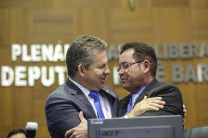 Mauro aconselha Botelho a ir para o TCE