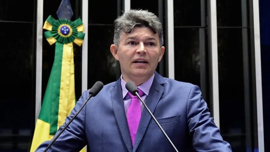 Medeiros pede que Lula seja investigado por fake news após chamar impeachment de golpe