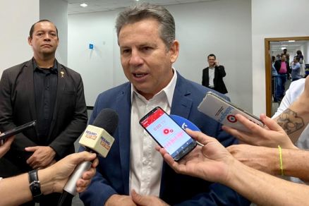 Mendes aponta pedido de sindicato e afirma: “Há algo errado na Saúde”
