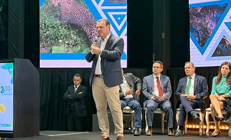 Ministro Carlos Fávaro anuncia retomada do BID Pantanal