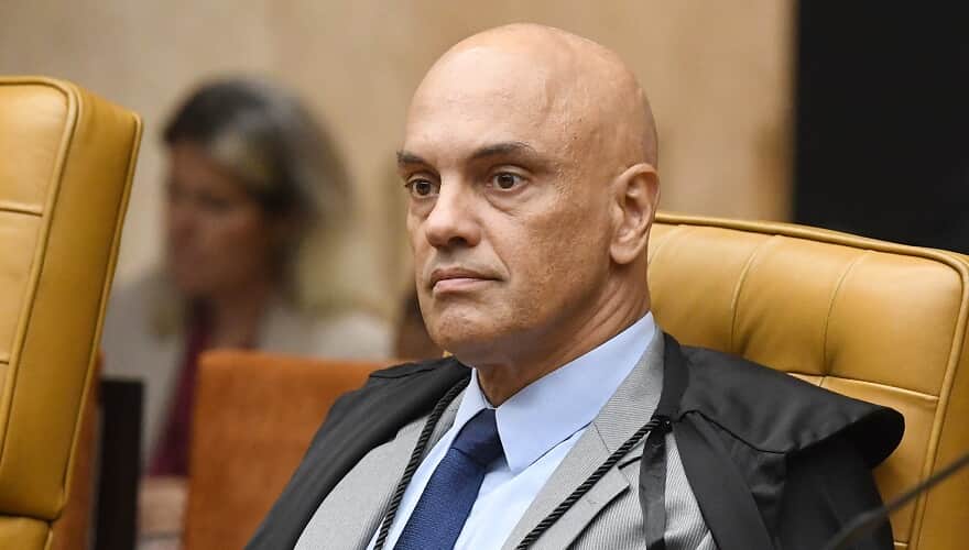 Moraes pede vista em julgamento que pode mudar a composição da Câmara