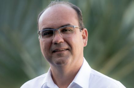 Muito além do selo