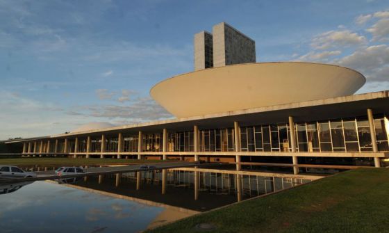 Na volta do recesso, Congresso tem 13 vetos a serem analisados