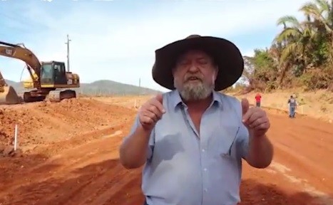 Nelson Barbudo visita região oeste e acompanha obras na estrada do Matão