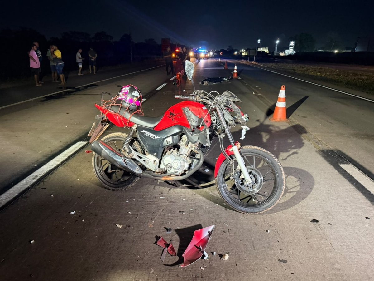 Motociclista de 19 anos morre em colisão com bovino na BR-364 em Cuiabá
