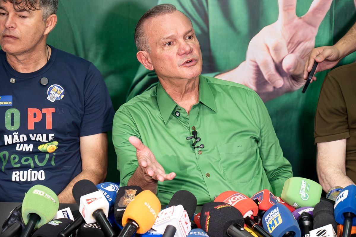 Dezoito prefeitos do PL faltam à convenção que oficializa Wellington Fagundes