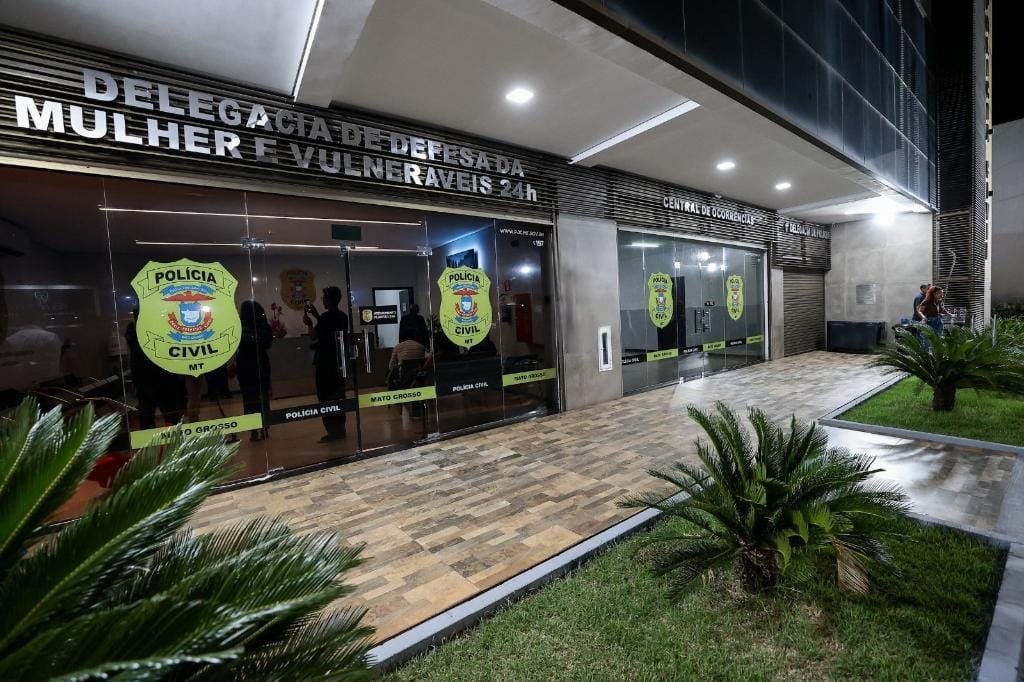 Homem é indiciado por tentativa de feminicídio contra profissional do sexo em Várzea Grande