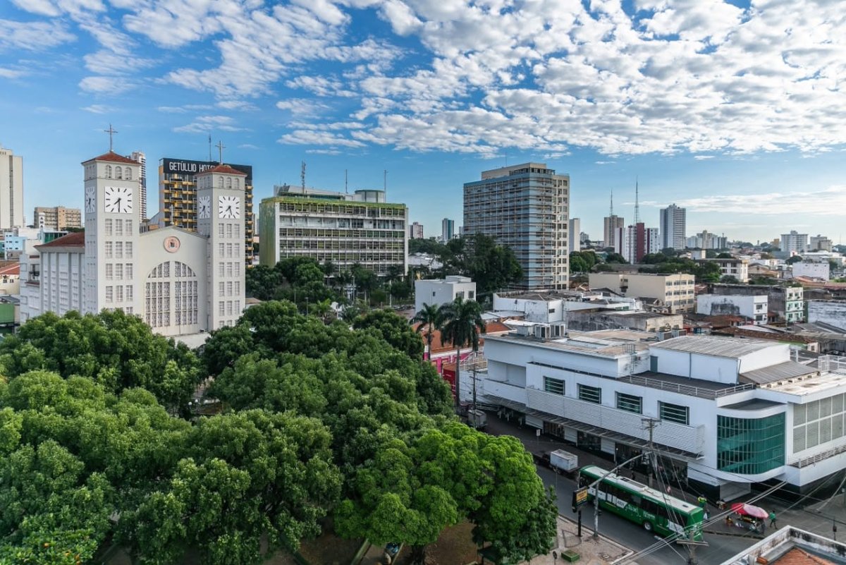 Feriado de Nossa Senhora Aparecida em Cuiabá: Serviços Essenciais, Atrações e Programação Religiosa
