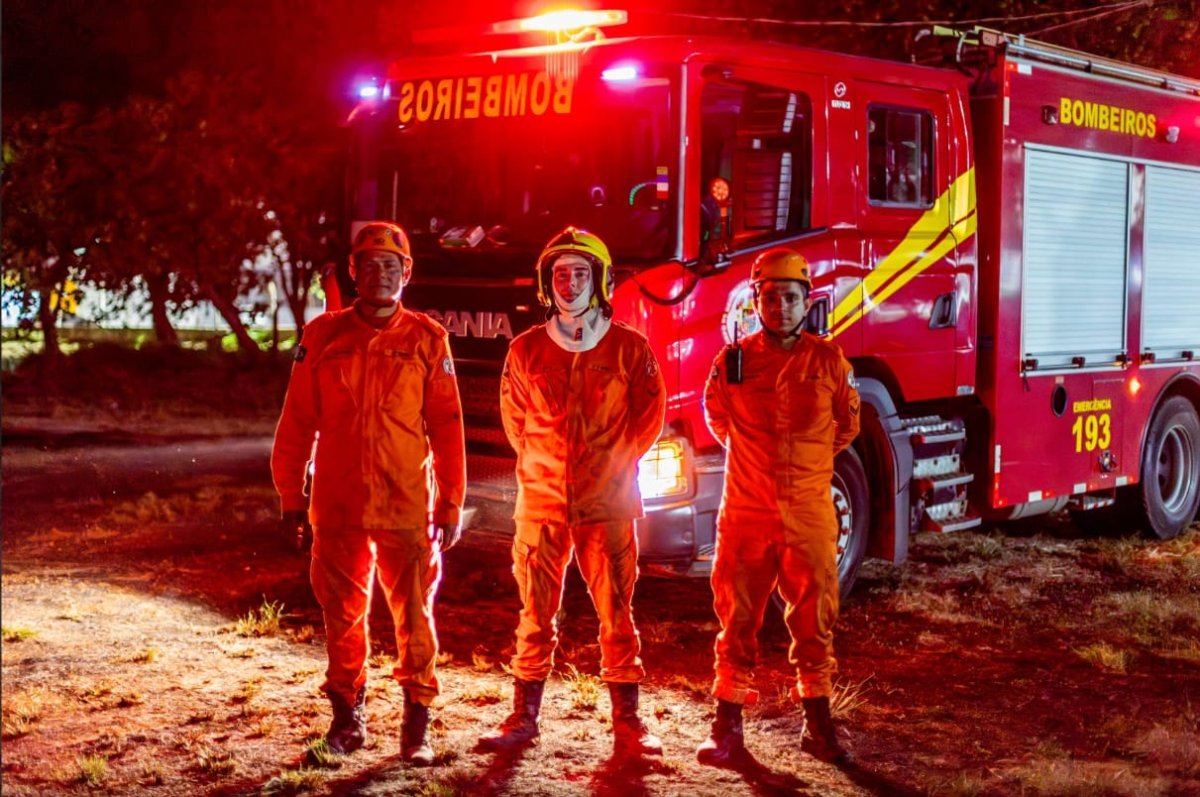 Incêndio em área de vegetação da Policlínica Pedra 90 em Cuiabá é controlado sem vítimas
