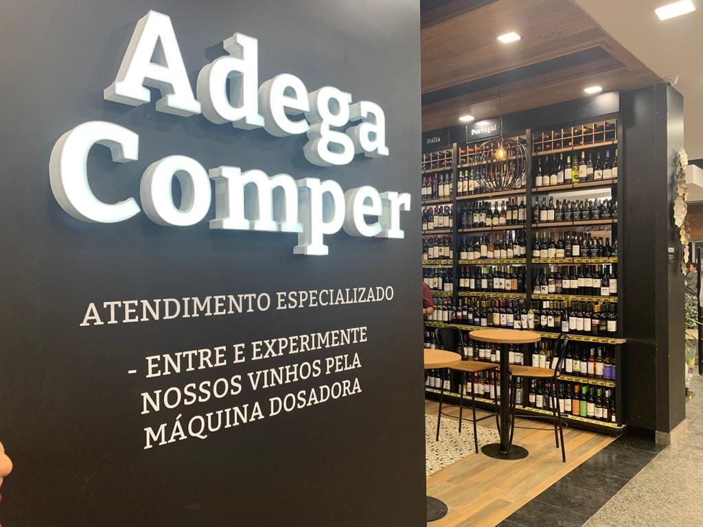 Black de Inverno: Descubra a Maior Promoção de Vinhos do Ano no Fort Atacadista e Comper