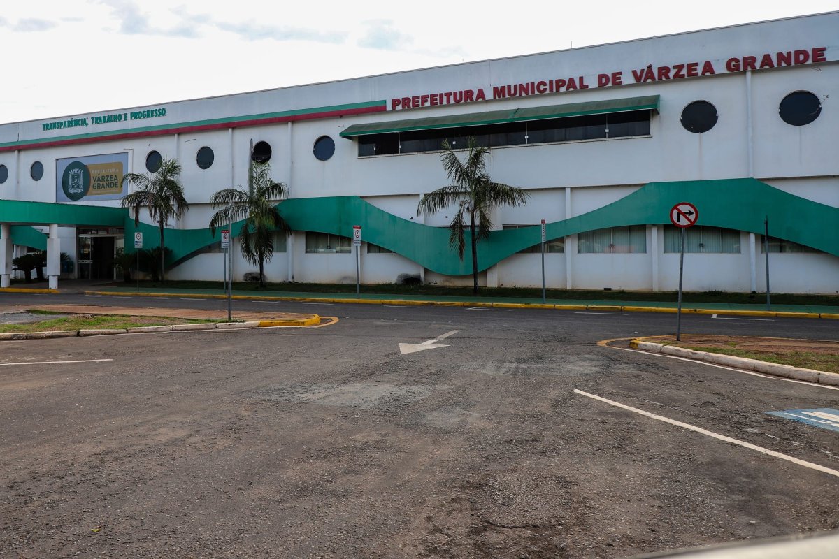 Câmara Municipal de Várzea Grande acumula 17 projetos do Executivo aguardando votação