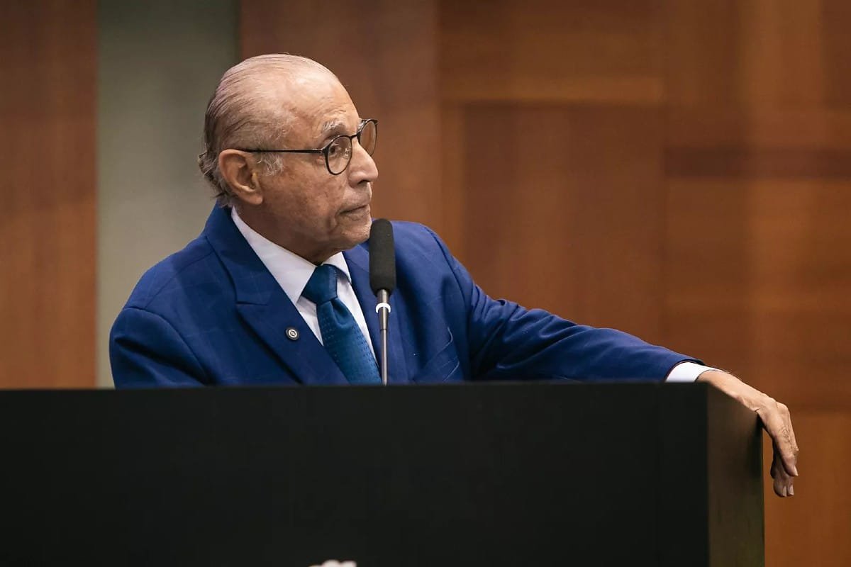 Júlio Campos sinaliza apoio a Pivetta caso governador resolva crise de água em Várzea Grande