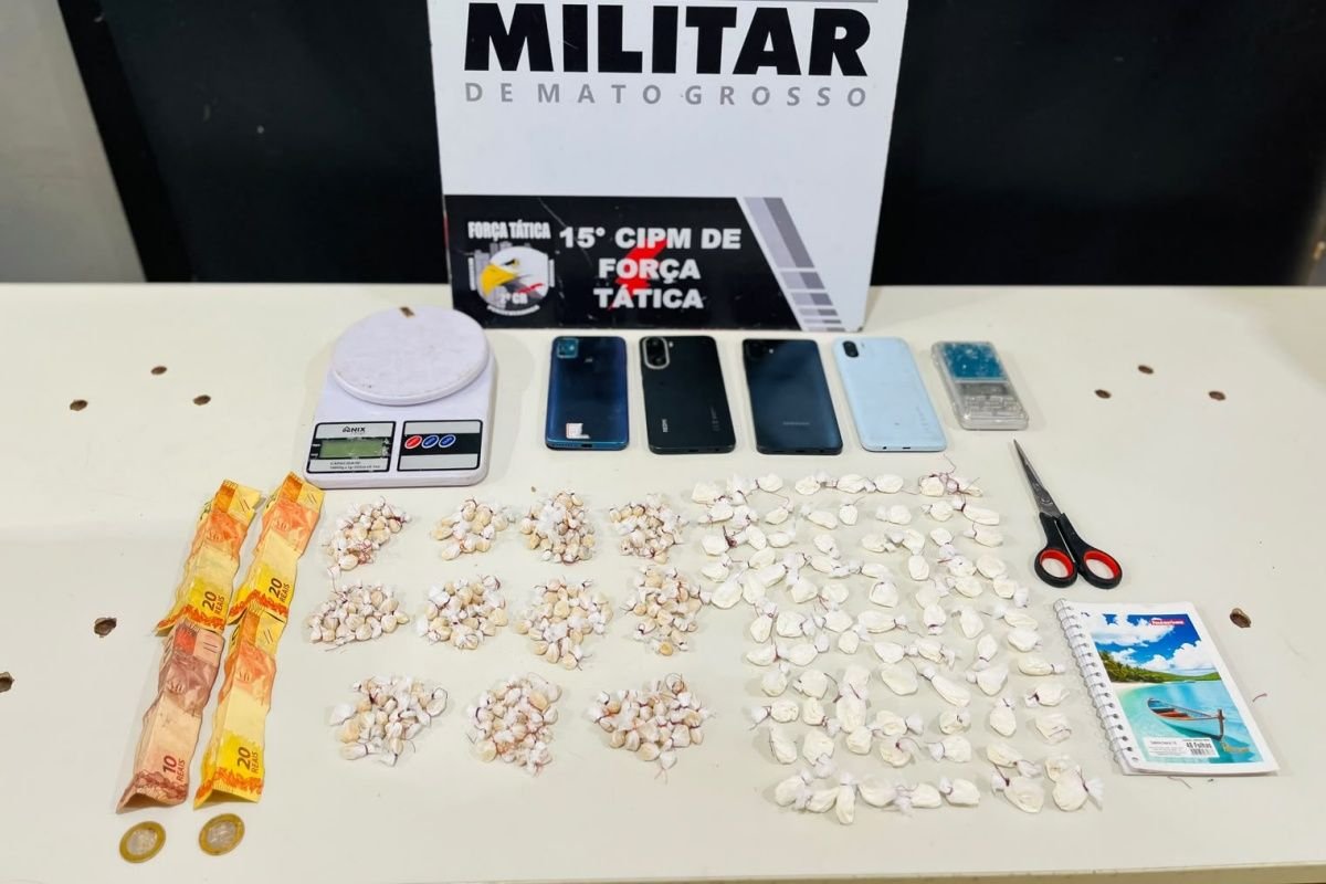 Força Tática prende dois suspeitos de tráfico e apreende quase 300 porções de drogas em Várzea Grande