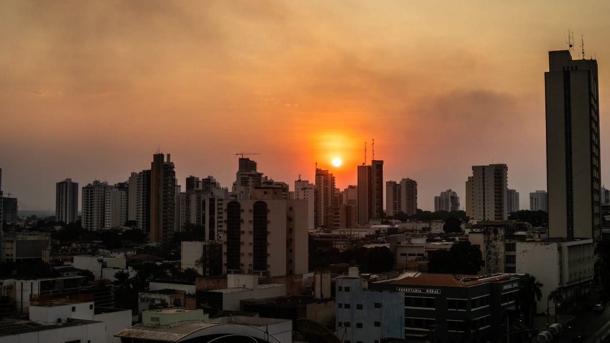 Inmet emite alerta de onda de calor em 8 estados; Cuiabá pode atingir 40°C