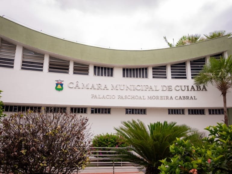 Câmara de Cuiabá abre concurso com 26 vagas e salários até R$ 11,6 mil; inscrições começam em outubro