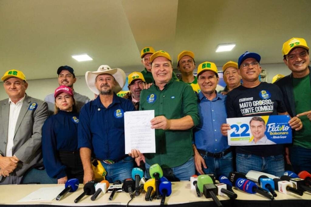Max Russi mobiliza 18 deputados estaduais e almeja apoio de 130 prefeitos para impulsionar votação de Flávio Bolsonaro em MT