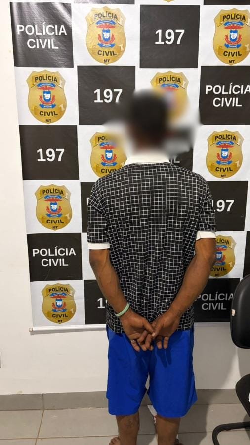 Homem é preso em flagrante acusado de estupro em Pedra Preta; polícia o encontra escondido embaixo de cama