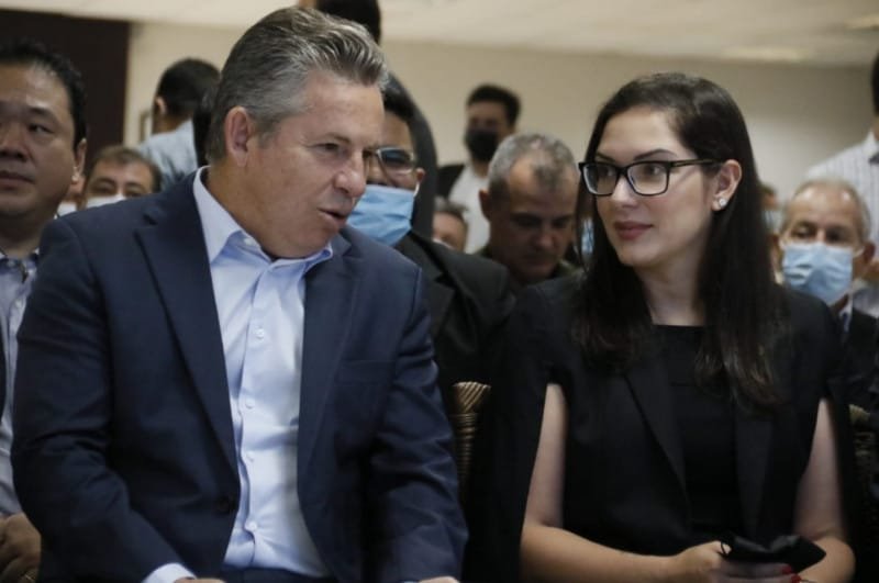 Pesquisa Percent revela queda de Mauro Mendes após operação da PF; disputa segue indefinida