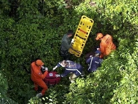 Bombeiros resgatam mulher desaparecida em mata de difícil acesso em Aripuanã