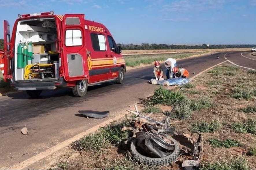 Motociclista de 64 anos morre após colisão com caminhão na MT-109 em Querência