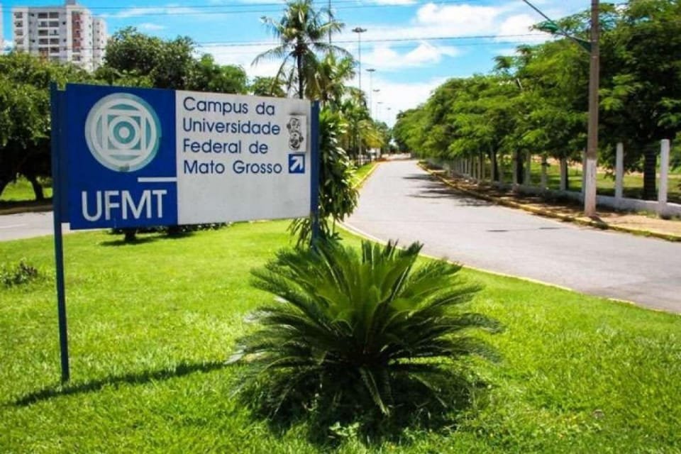 Servidores da UFMT encerram greve após quase três meses em assembleia decisória