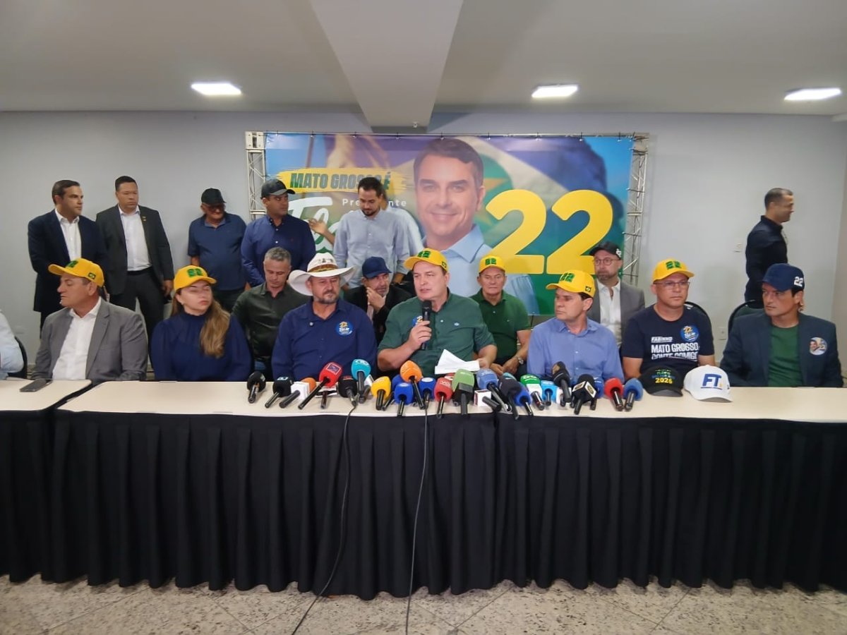 Max Russi articula apoio de 18 deputados a Flávio Bolsonaro no segundo turno eleitoral