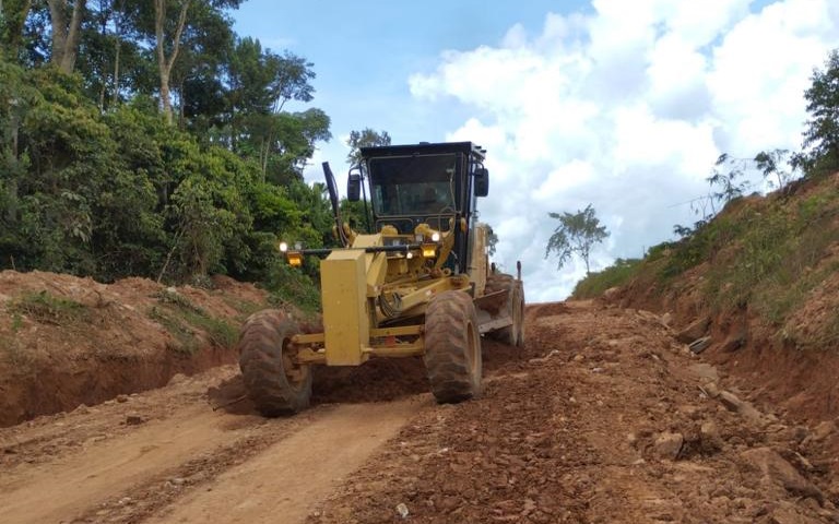 Obras na MT-170 começam após período de chuvas; empresas fazem manutenção na rodovia