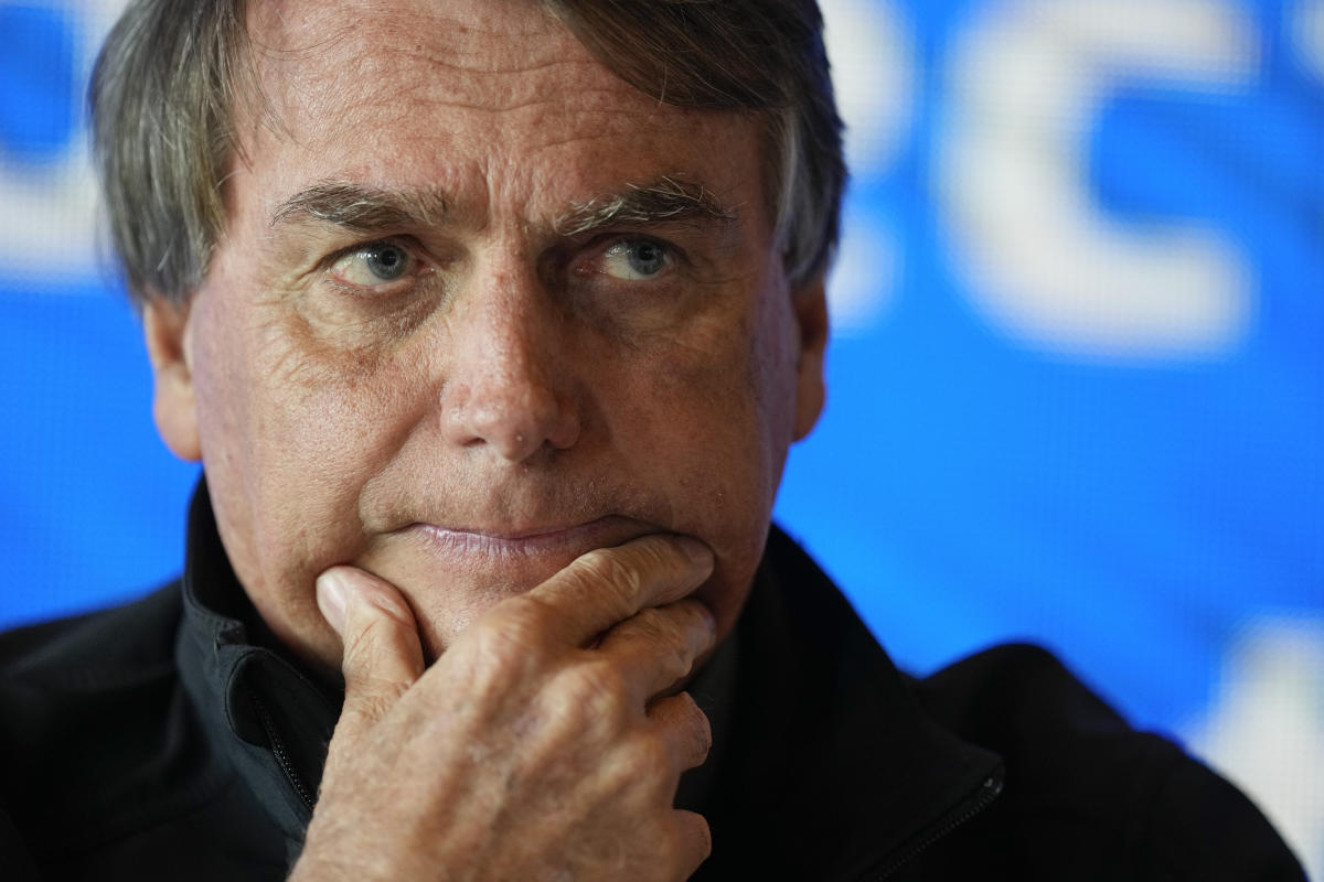 Por unanimidade, TSE mantém minuta do golpe em ação contra Bolsonaro