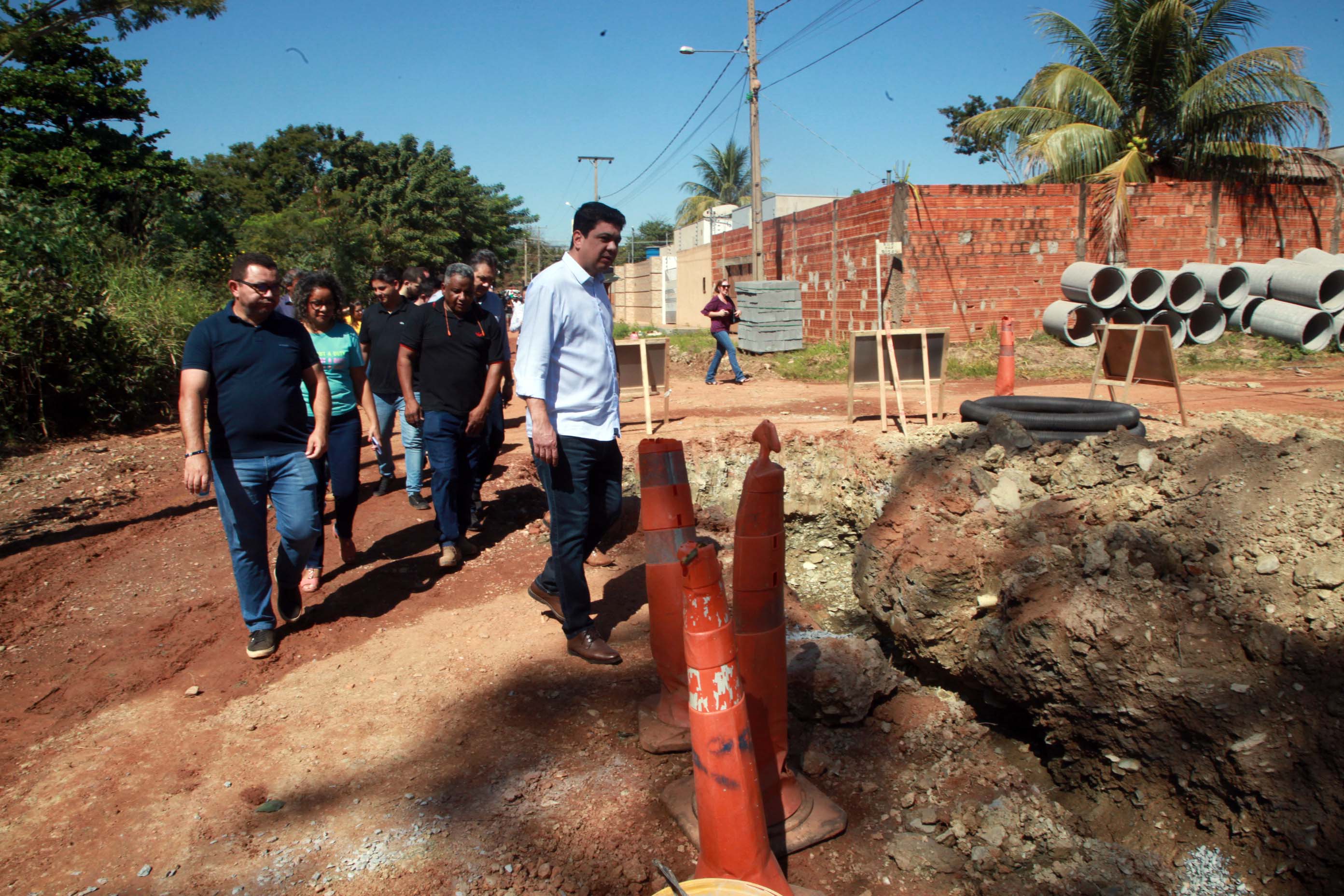 Prefeitura de VG investe em obras de asfalto e água para comunidade do Alto da Bela Vista