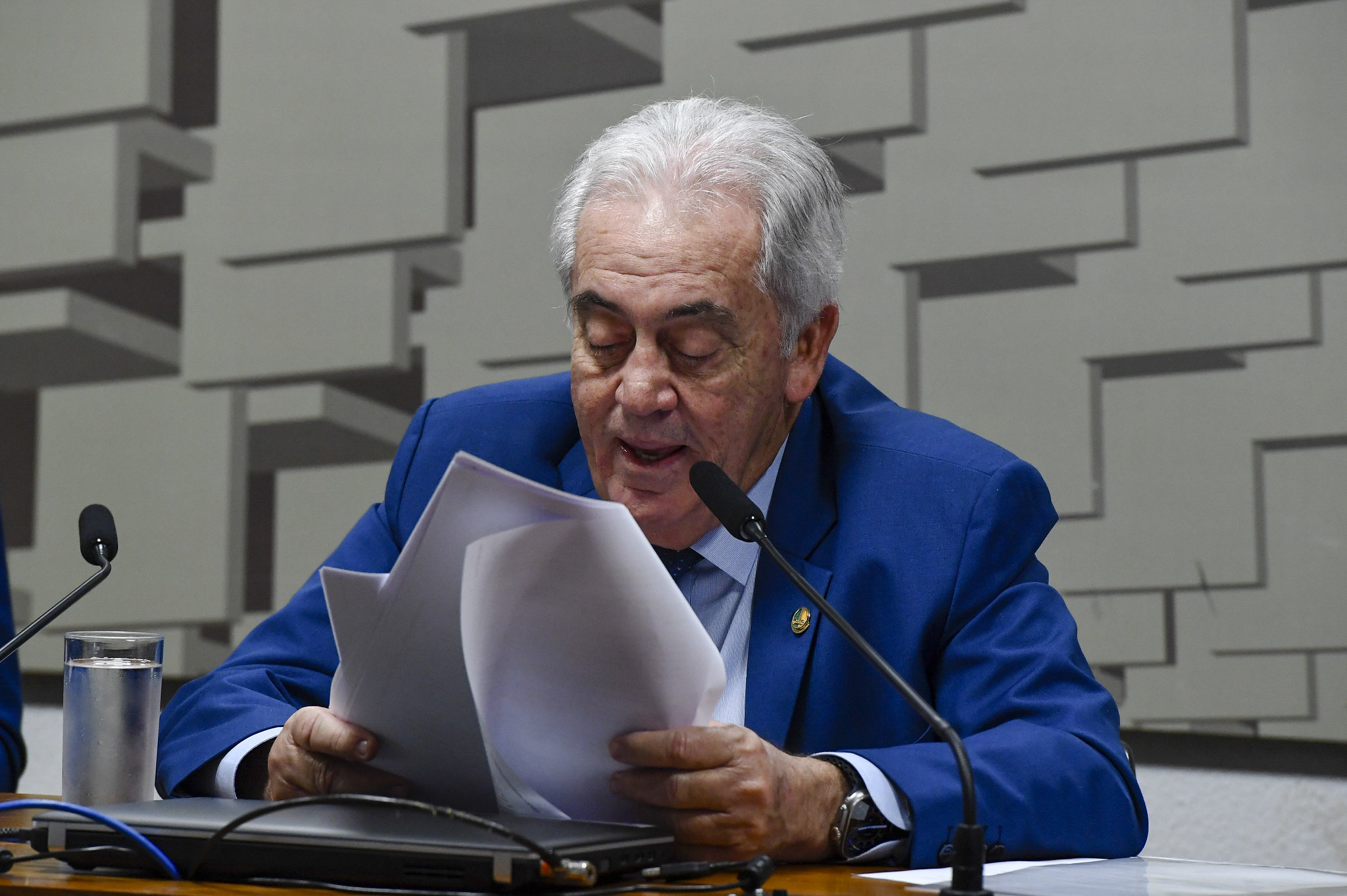 Presidente da CCJ do Senado diz que vai pautar PEC da Blindagem na quarta-feira