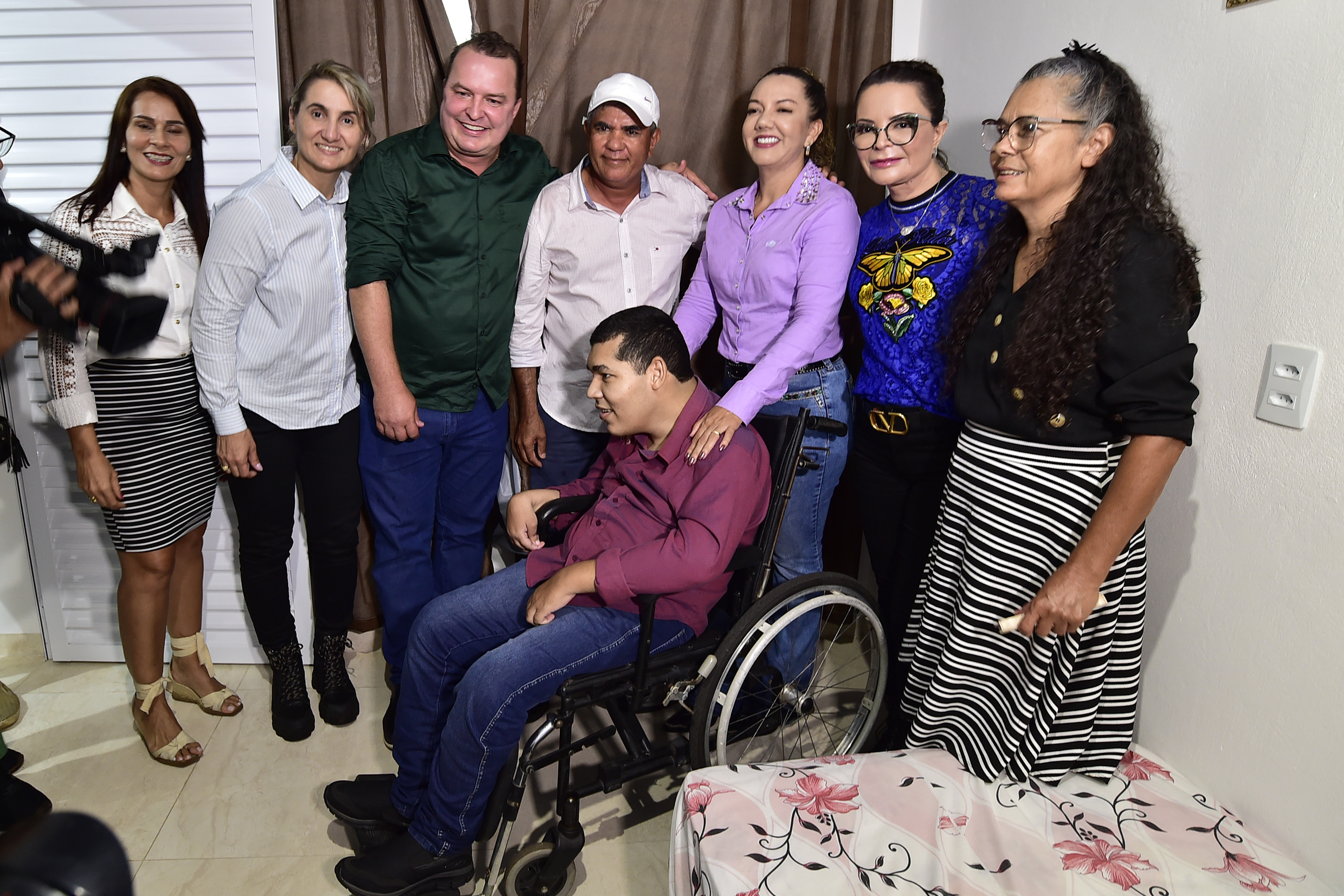 Primeira-dama de MT participa de entregas na área da Assistência Social do Estado em Pontal do Araguaia