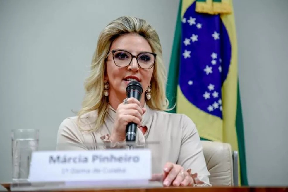 Primeira-dama é internada em Cuiabá após sofrer mal-estar