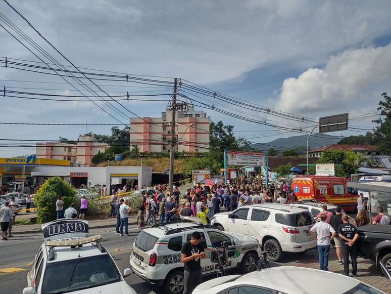 Quatro crianças são mortas em ataque à creche