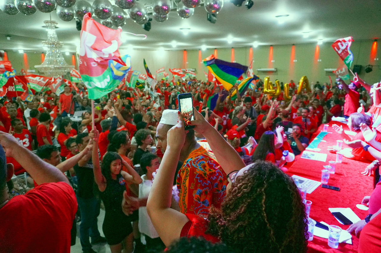 "Resistência democrática" liderada por Zé do Pátio,  realiza movimento pró Lula em Rondonópolis