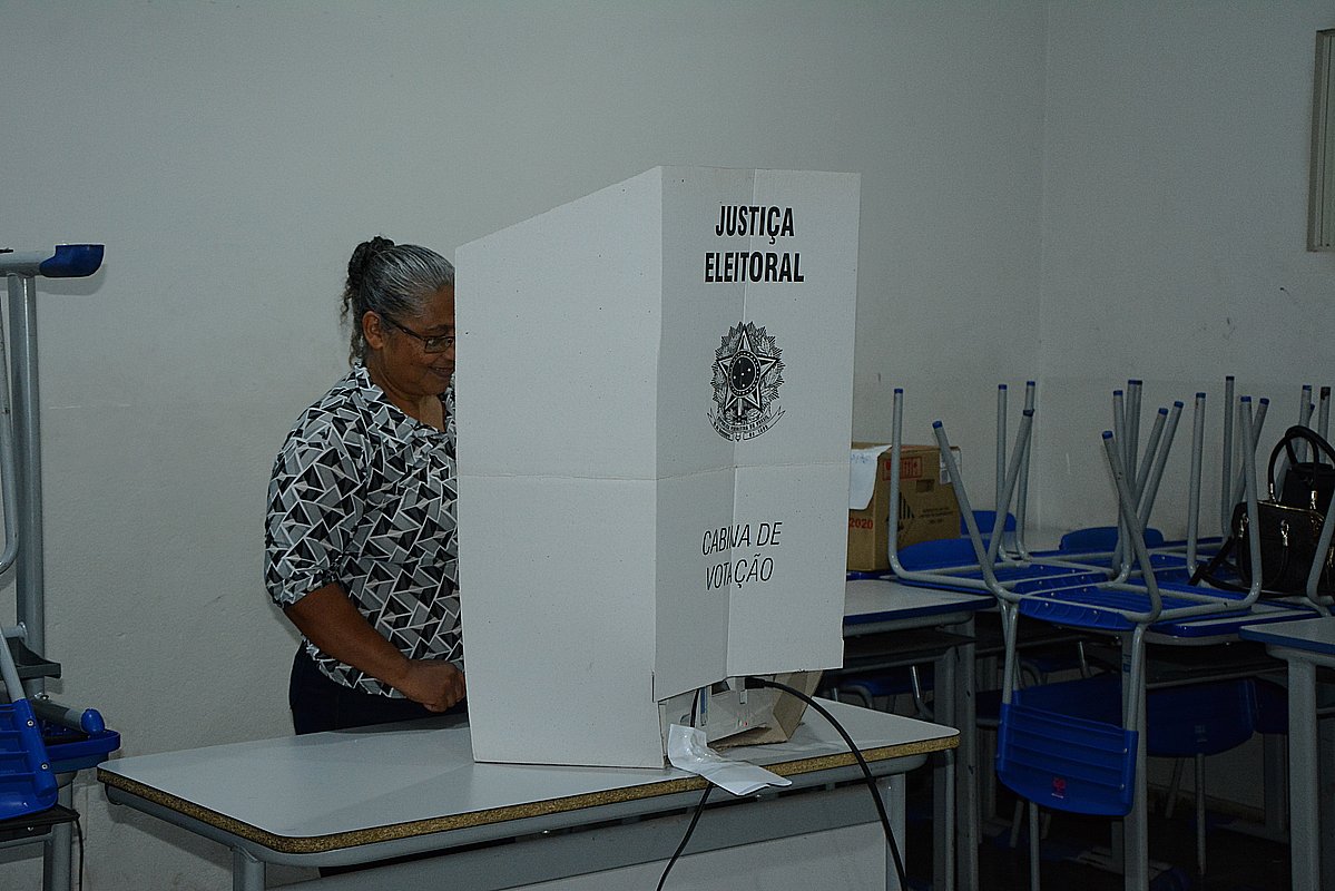 RESPEITO À VONTADE POPULAR VÁRZEA GRANDE ELEGE 15 CONSELHEIROS TUTELARES E KALIL REAFIRMA COMPROMISSO