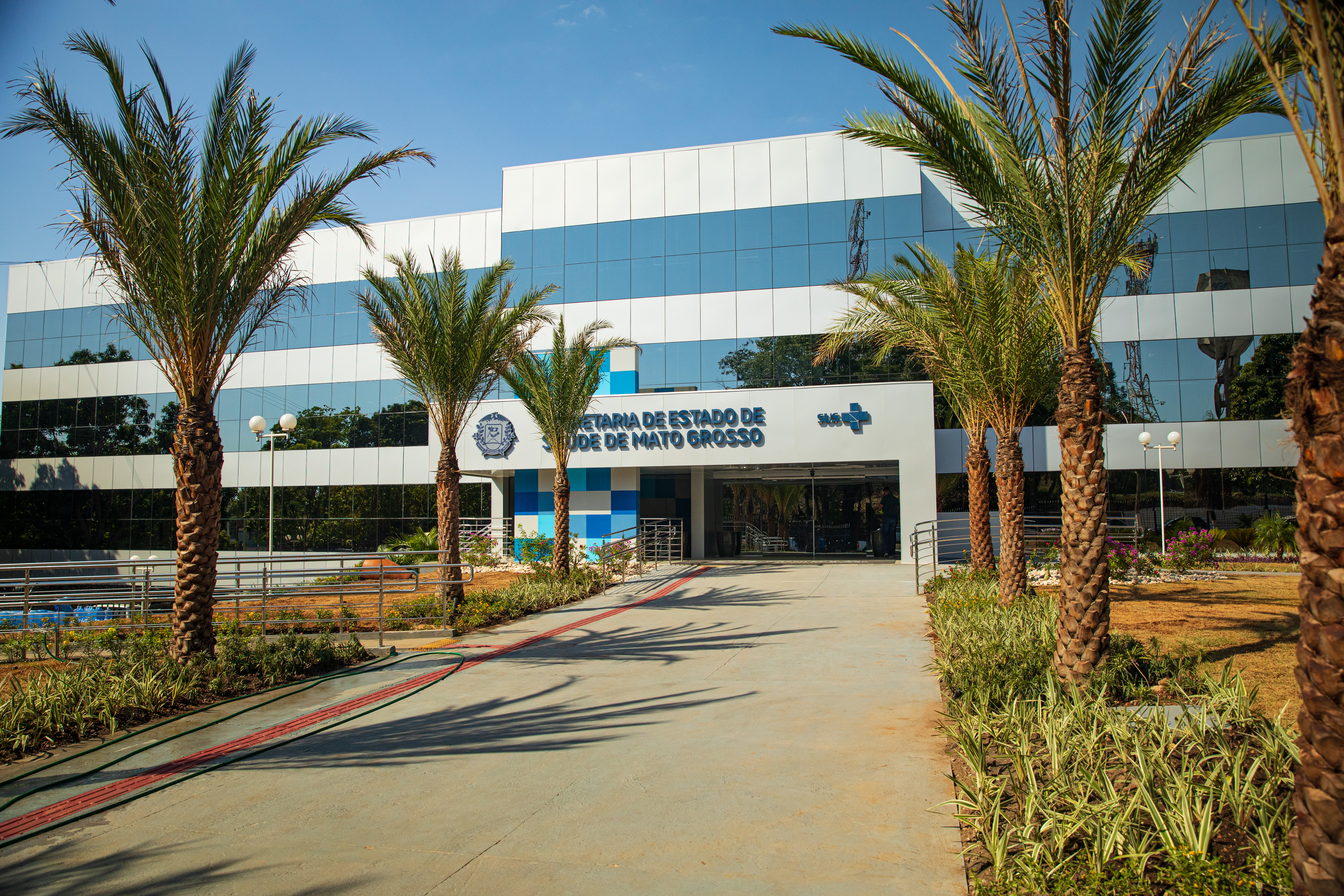 Secretaria de Estado de Saúde rebateu as denuncias feitas pelo representante da empresa Síntese Comercial Hospitalar