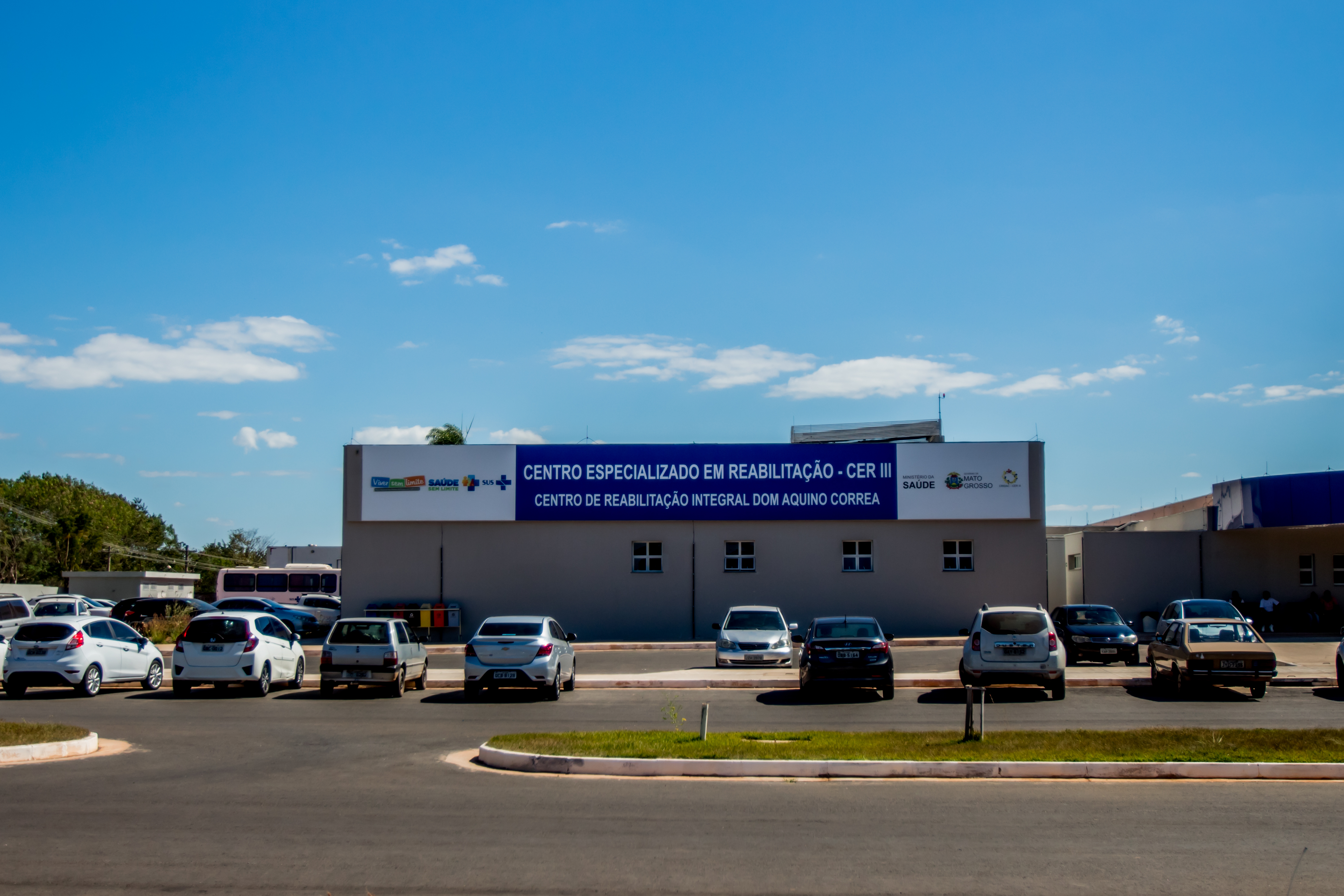 Secretaria de Saúde de MT faz parceria com a PM para oferecer equoterapia a pacientes do Cridac