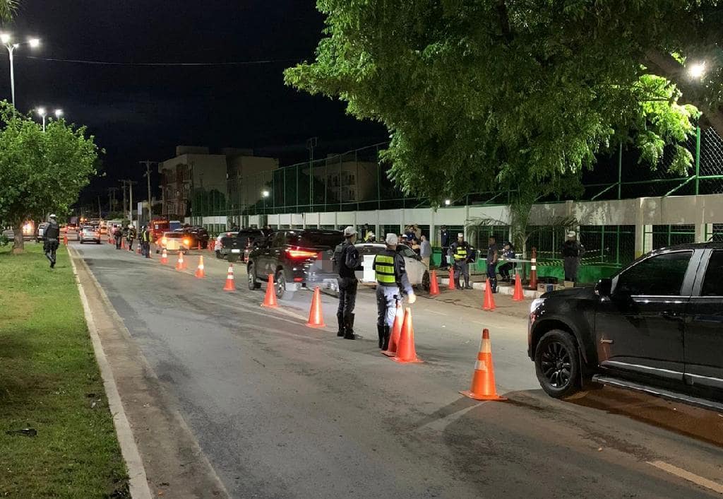 Blitz da lei seca  termina com seis motoristas presos por embriaguez ao volante , em Cuiabá