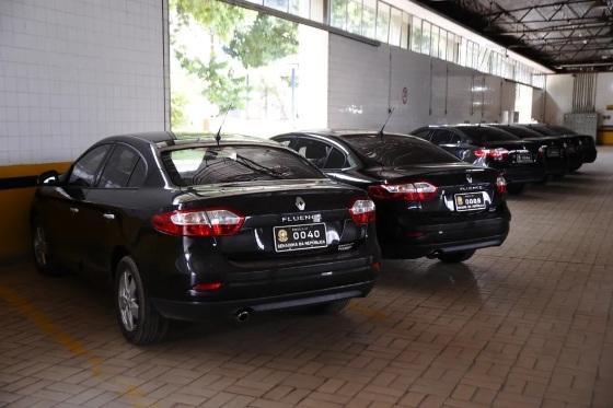 Senado prevê gastar até R$ 17,6 milhões com aluguel de carros oficiais