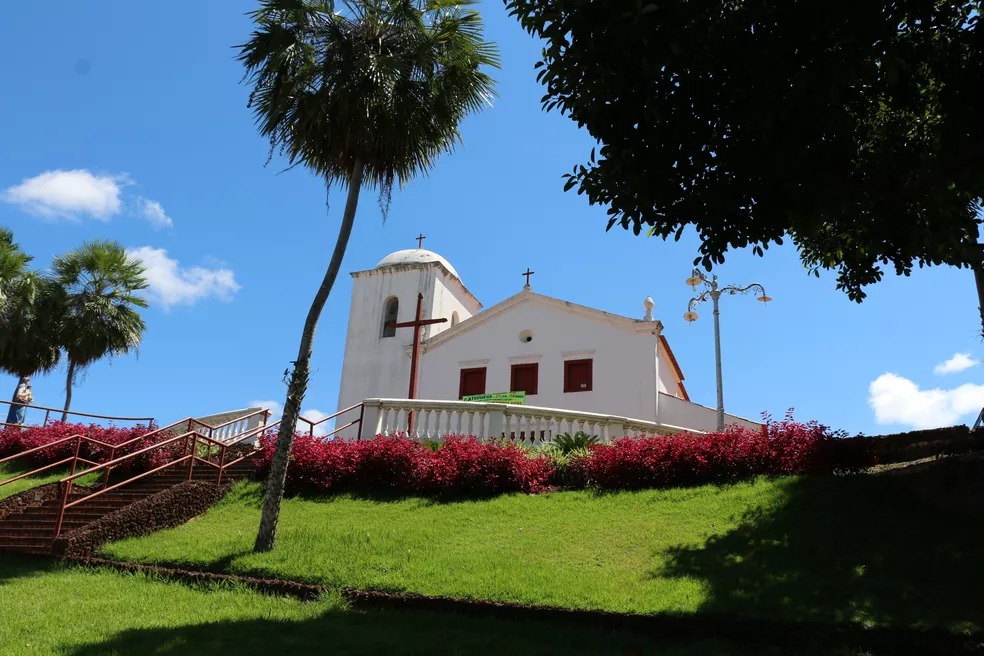 Senador vai destinar R$ 4 mi para reforma de igreja de Cuiabá