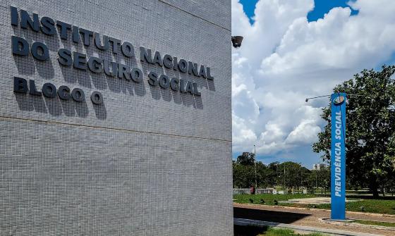 Servidores do INSS entram em greve nesta terça-feira (16)