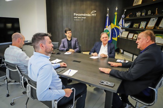 TCE-MT e Fecomércio discutem auditoria sobre incentivos fiscais e estratégias para eficiência econômica