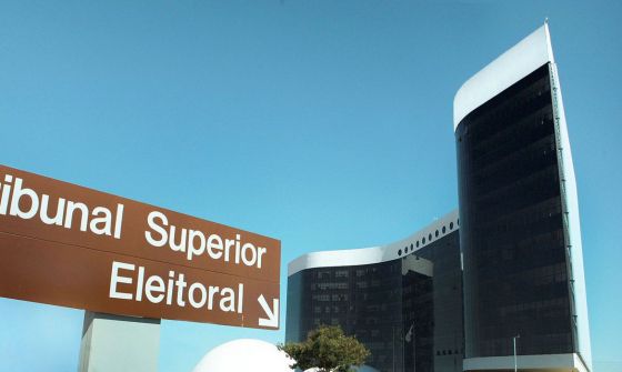 TSE dá 5 dias para Bolsonaro se manifestar sobre post contra resultado das urnas