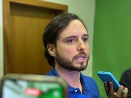 Vereador Daniel, com Sua Independência, Dispara Críticas à Gestão Municipal e à Saúde Pública(vídeos)