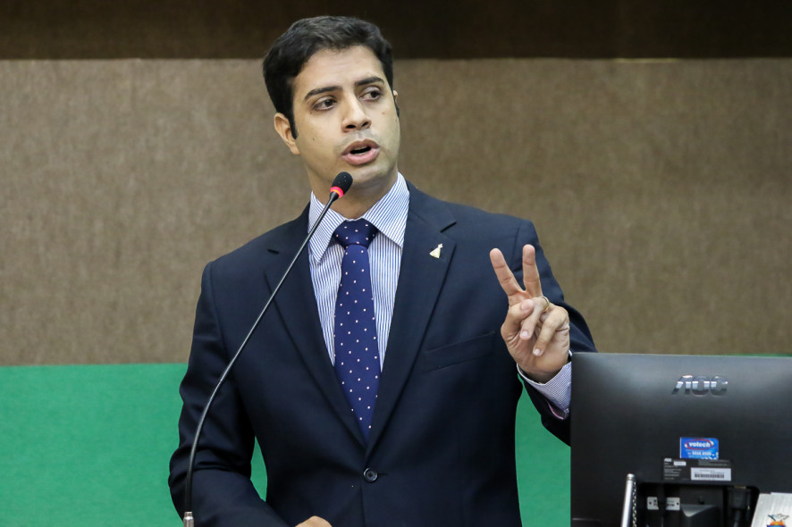 Vereador nega interferência de Emanuel em aproximação do PDT junto à federação